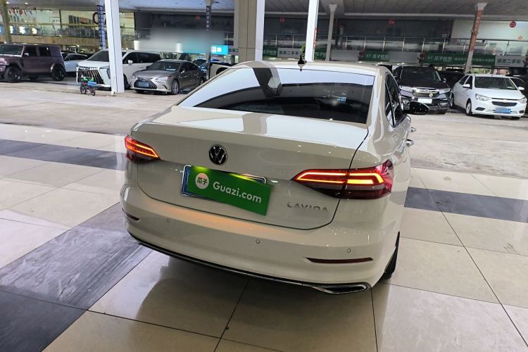 Used Volkswagen Lavida 2021 280TSI DSG Luxury Edition
