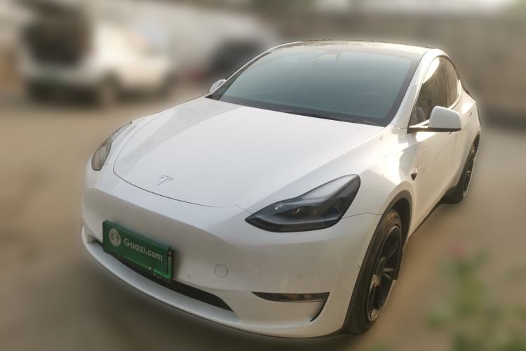 Used Tesla Model Y 2022 Long-Range All-Wheel-Drive Version
