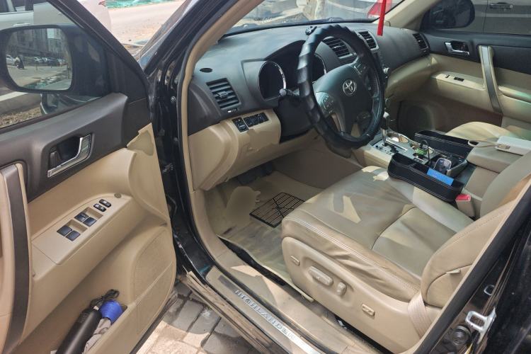 Used Toyota Highlander 2009 3.5L 4x4 7-Seater Luxury Edition Driver Seat