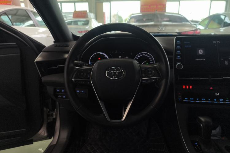 Used Toyota Avalon 2019 Dual-Engine 2.5L Luxury Edition China VI Standard Steering Wheel