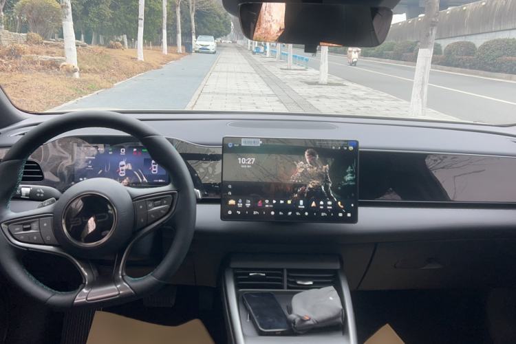 Used BYD Seal 06 New Energy 2025 EV 545KM Premium Edition Center Console