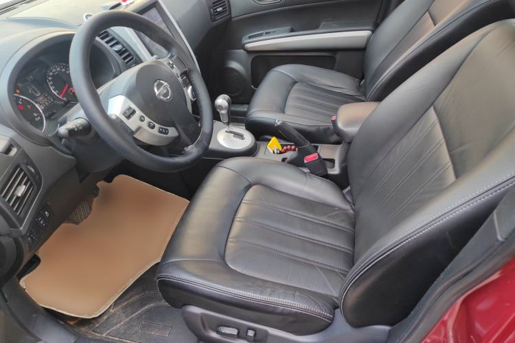 Used Nissan X-Trail 2012 2.5L CVT Luxury Edition 4WD Left Front Seat