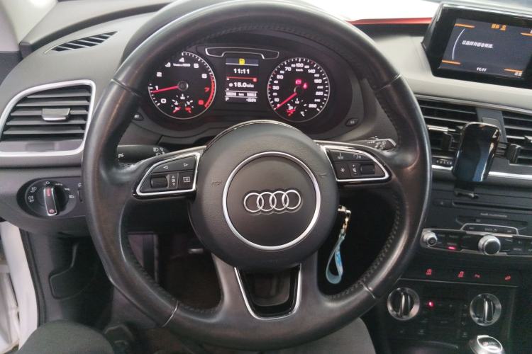 Used Audi Q3 2015 35 TFSI quattro Technology Edition
