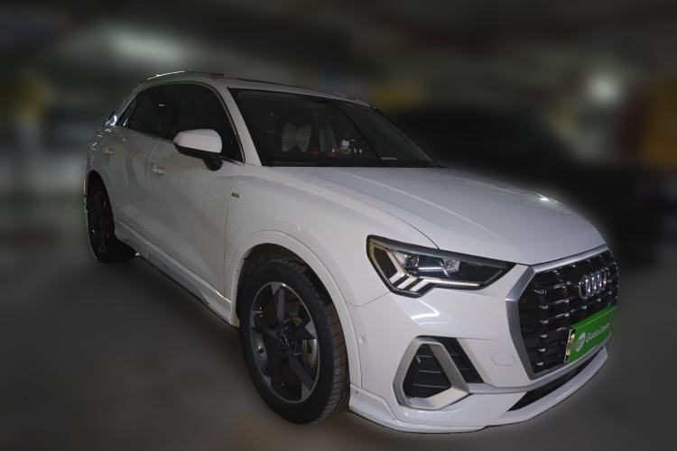 Used Audi Q3 2023 35 TFSI Fashion Dynamic Model (1.5T) Front Right 45 Deg