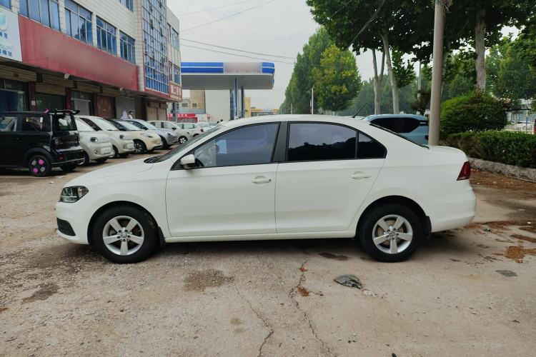 Used Volkswagen Santana 2016 1.6L Manual Fashion Edition