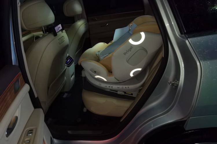 Used Hima AITO M7 2024 1.5T Rear-Drive Plus Version 5 Seats Left Rear Seat