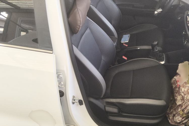 Used Kia kx1 Stonic 2019 1.4L Manual Fun Edition China VI Standard