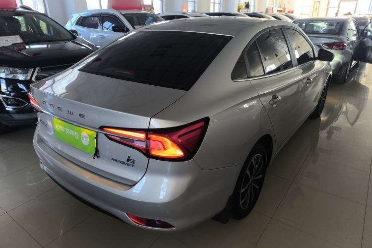 Used Roewe i5 2020 1.5L Automatic 4G Connect Luxury Flagship Edition

