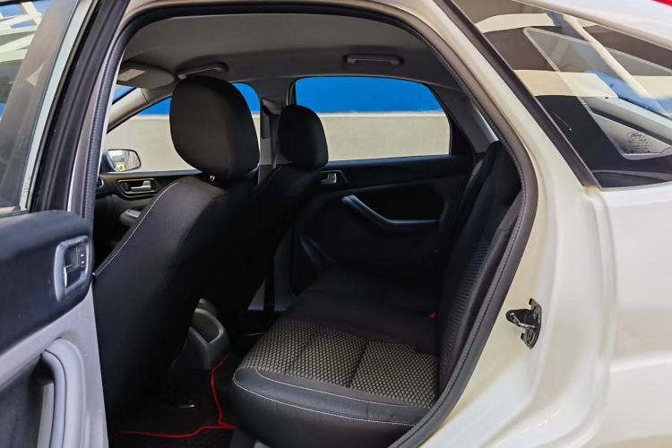 Used Ford Focus 2013 Hatchback Classic 1.8L Automatic Base Model