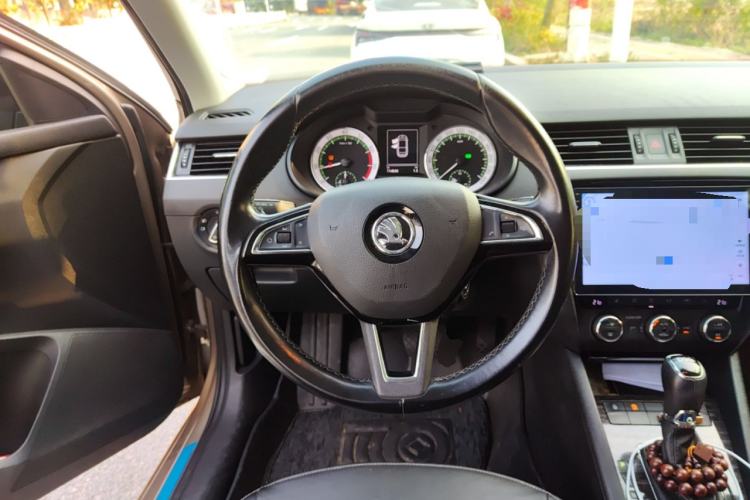 Used Skoda Octavia 2018 TSI280 DSG Flagship Edition Steering Wheel