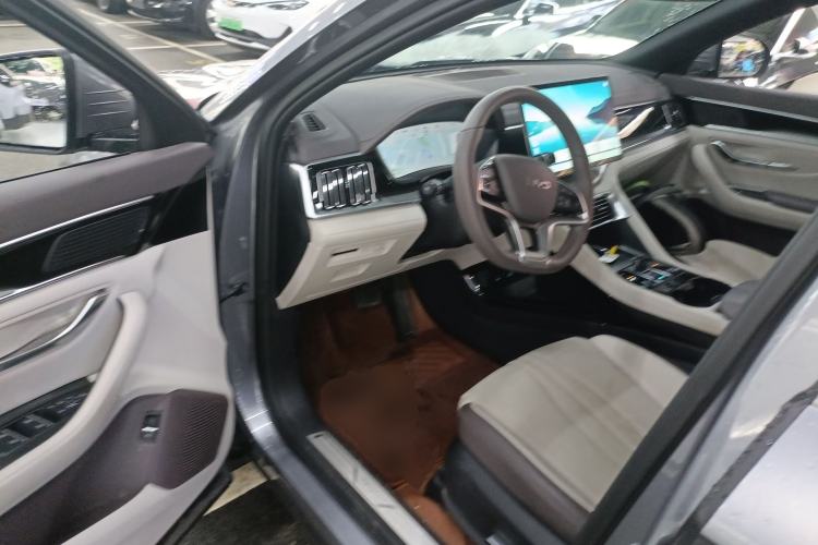 Used BYD Song PLUS New Energy 2025 DM-i 160KM Flagship Model Driver Seat