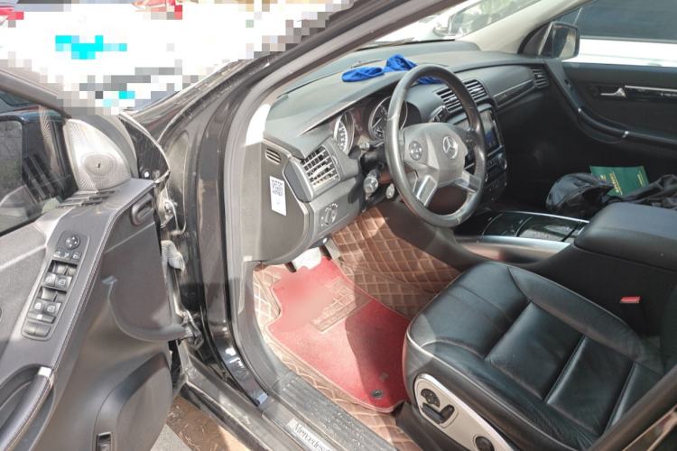 Used Mercedes-Benz R-Class 2017 R 320 4MATIC Business Edition Prestige Model