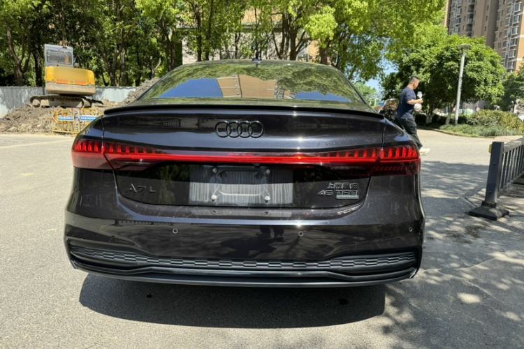 Used Audi A7L 2022 45 TFSI quattro S-line Wind Rider Exterior 4