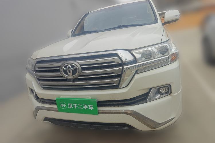 Used Toyota Land Cruiser 