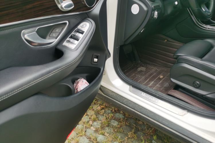 Used Mercedes-Benz GLC 2019 GLC 260 L 4MATIC Dynamic Model