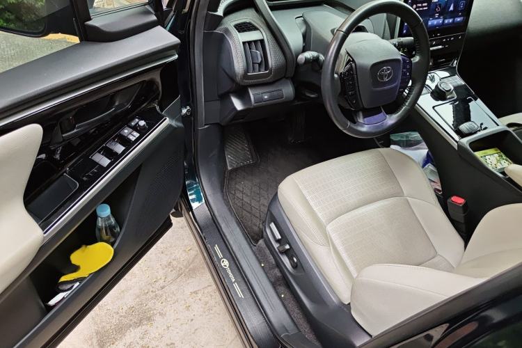 Used Toyota FAW bZ4X 2022 Two-Wheel Drive Long-Range PRO Version