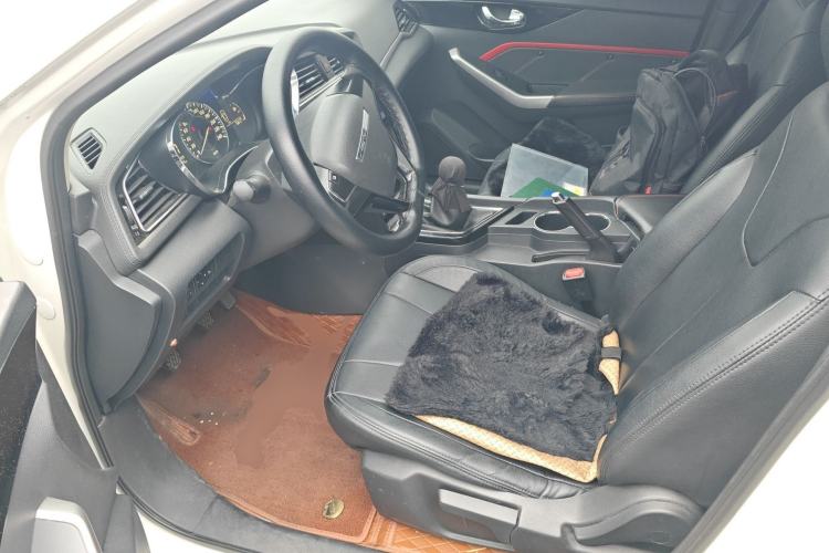 Used Venucia D60 2020 1.6L Entry Manual Comfort Edition Left Front Seat