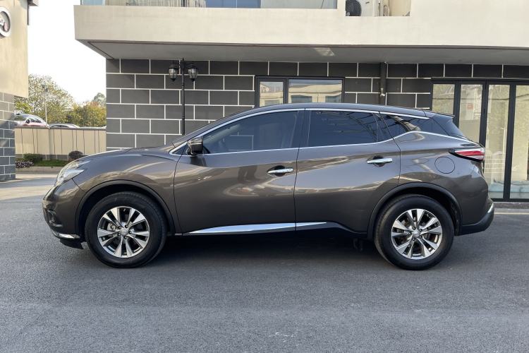 Used Nissan Murano 2017 2.5L XE Two-Wheel Drive Elite Edition
