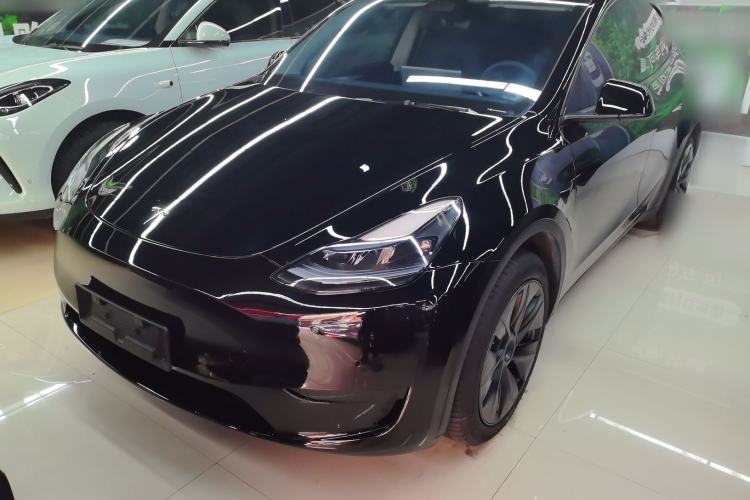 Used Tesla Model Y 2023 Rear-Wheel-Drive Version
