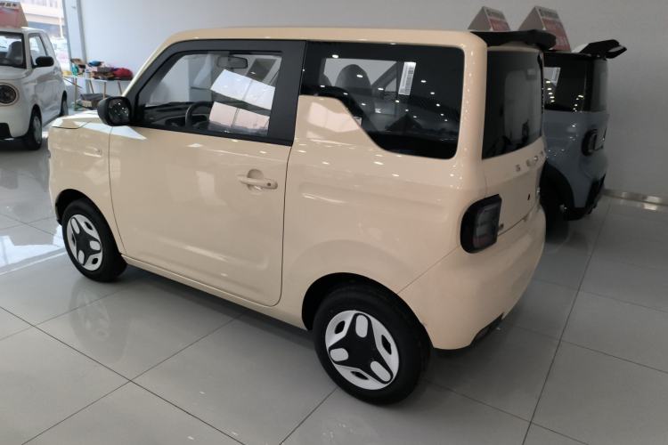 Used Geely Galaxy Panda 2025 210 km – Yuanqi Bear Left Side