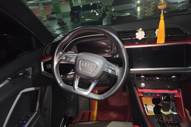 Used Audi Q3 2020 35 TFSI Fashion Dynamic Model