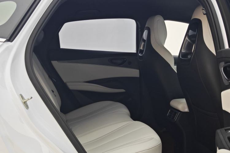 Used BYD Seal 06 New Energy 2024 DM-i 80KM Luxury Model
