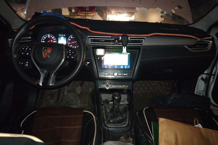 Used Roewe i5 2019 1.5L Manual 4G Connected Langyue Edition
