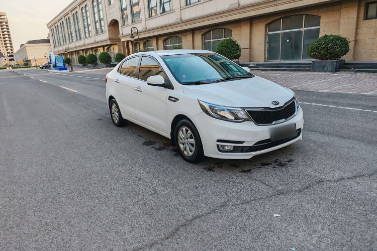 Used Kia K2 2015 Sedan 1.4L MT GLS
