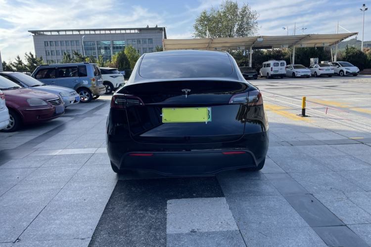 Used Tesla Model Y 2021 Standard Range Rear-Wheel Drive Version
