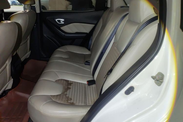 Used GAC Trumpchi GA3S Vision 2014 1.6L Manual Elite Edition
