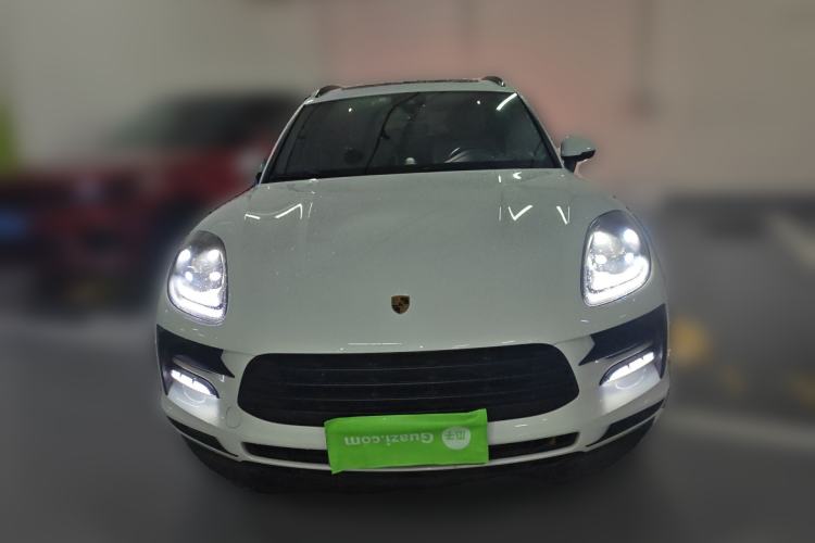 Used Porsche Macan 2018 Macan 2.0T Front