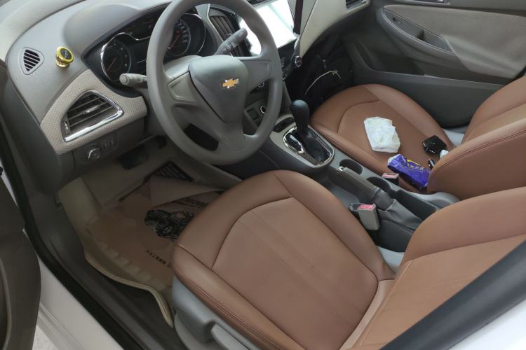 Used Chevrolet Cruze 2015 1.5L Automatic Fashion Navigation Edition