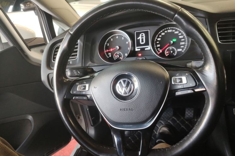 Used Volkswagen Golf 2020 280TSI DSG Comfort Version
