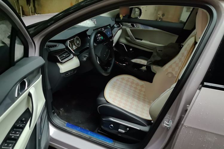 Used Lynk & Co 06 2023 Remix 1.5T Shero Driver Seat