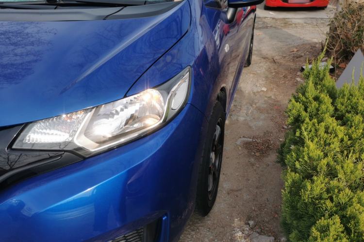 Used Honda Fit 2016 1.5L LXS CVT Comfort Sunroof Version
