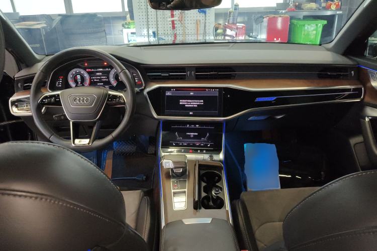 Used Audi A6L 2023 45 TFSI quattro Prestige Dynamic Edition Center Console