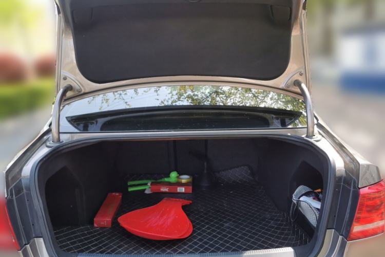 Used Volkswagen Magotan 2012 Revised 1.8TSI Luxury Version
