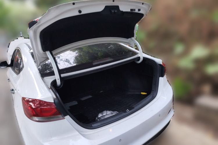 Used Hyundai Elantra (6th Generation / Lingdong) 2016 1.6L Automatic ZhiXuan – Elite Version