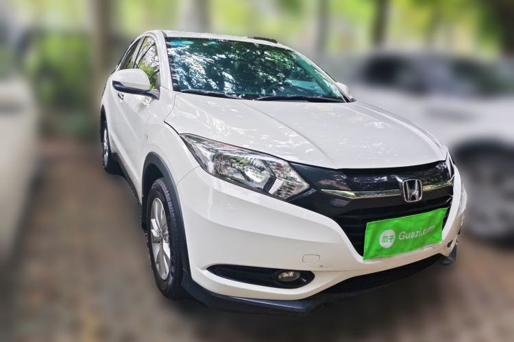 Used Honda Vezel 2015 1.5L CVT two-wheel drive Comfort trim Front Right 45 Deg