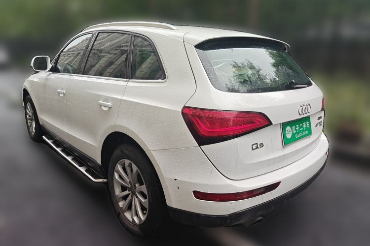 Used Audi Q5 2013 40 TFSI Technology Edition Rear Left 45 Deg