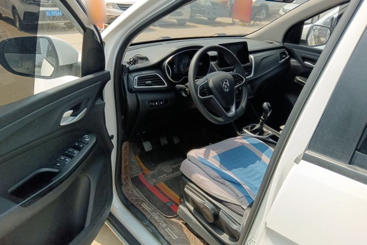 Used Baojun 730 2021 1.5L Manual Fashion Version 7 Seats Driver Seat