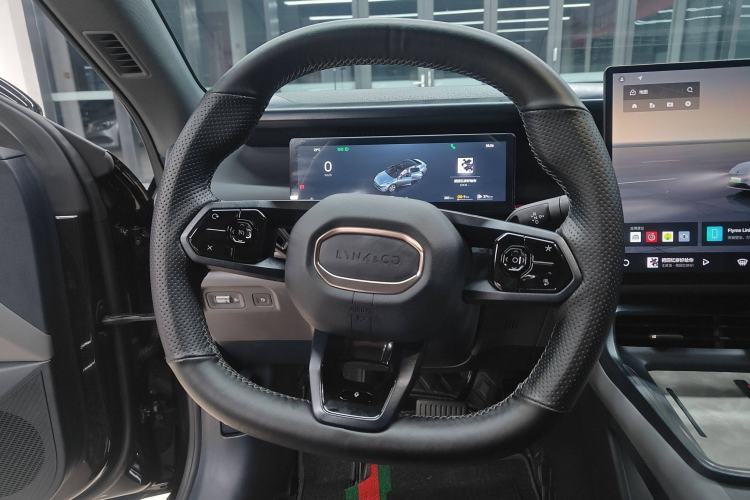 Used Lynk & Co 07 2024 EM-P 126 Long-Range Ultra