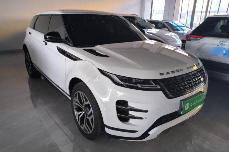 Used Land Rover Range Rover Evoque 2024 Aurora L 249 PS Prestige Light-Chasing Edition
