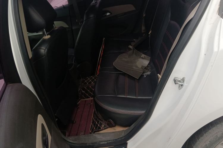 Used Chevrolet Cruze 2015 1.5L Classic SE MT
