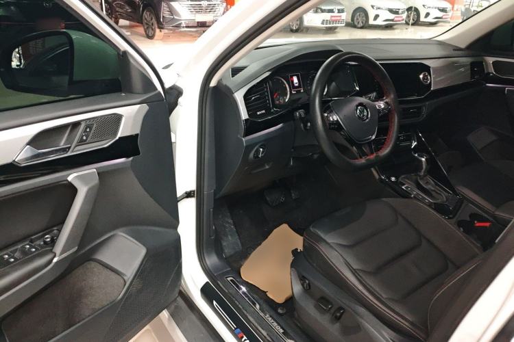 Used Volkswagen Tayron 2020 330TSI Two-Wheel Drive Luxury Smart Connectivity Version