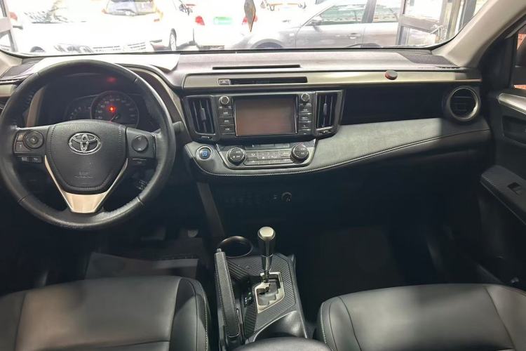 Used Toyota RAV4 2015 2.5L Automatic 4x4 Elite Edition