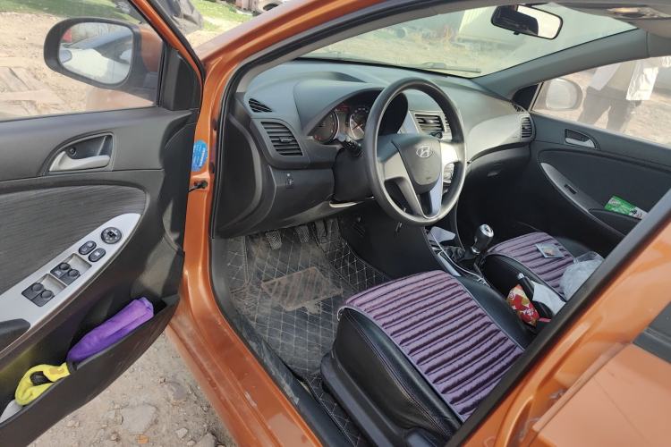 Used Hyundai Verna Ray 2014 1.4L Manual GLX
