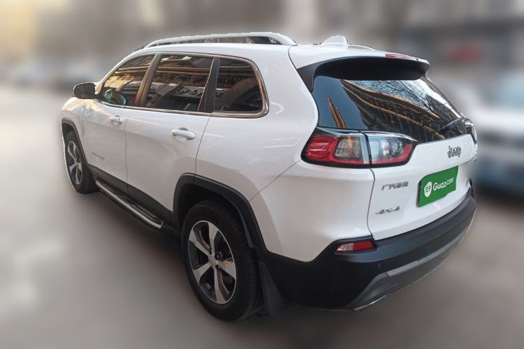 Used Jeep Cherokee 2019 2.0T Four-Wheel Drive Explorer Edition China VI Emission Standard