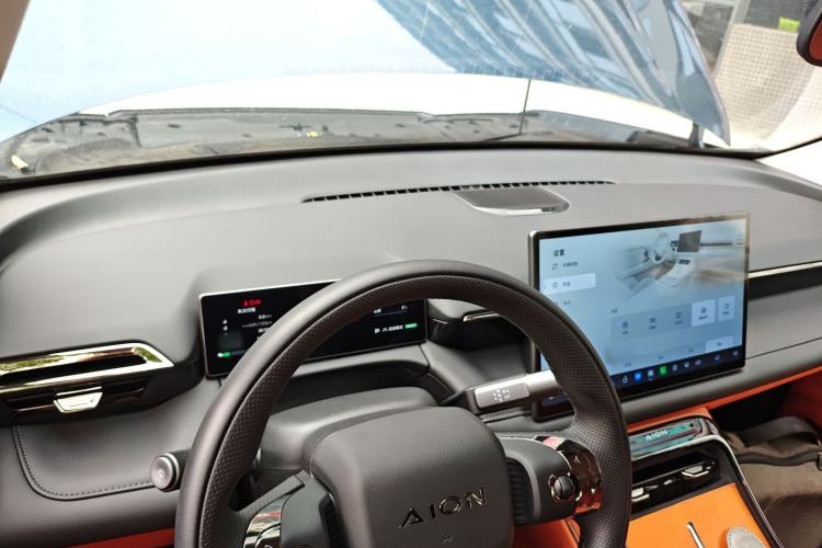 Used AION V 2024 Aion Tyrannosaurus 520 LiDAR Edition Center Console