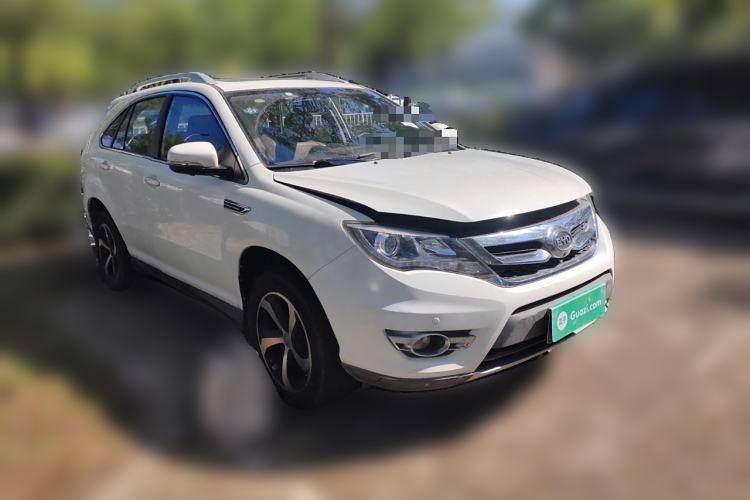 Used BYD S7 2016 2.0T Automatic Prestige Plus Front Right 45 Deg